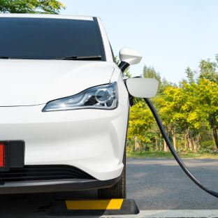 Projet clé en main bornes électriques pour société