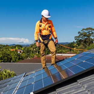 Exemple d’installation solaire industrielle ICI